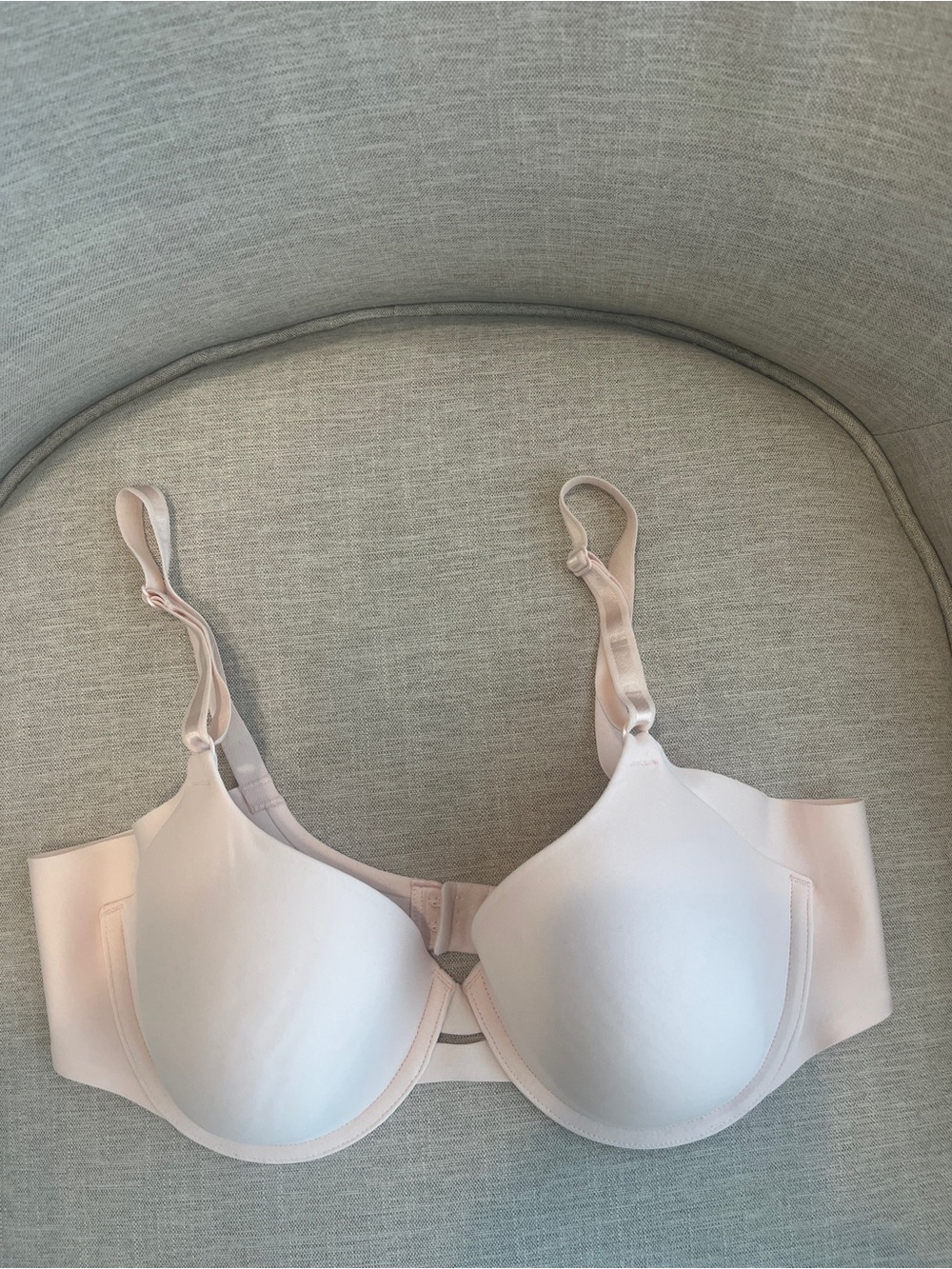 Warner's No Side Effects Underarm Smoothing Underwire Bra 36B